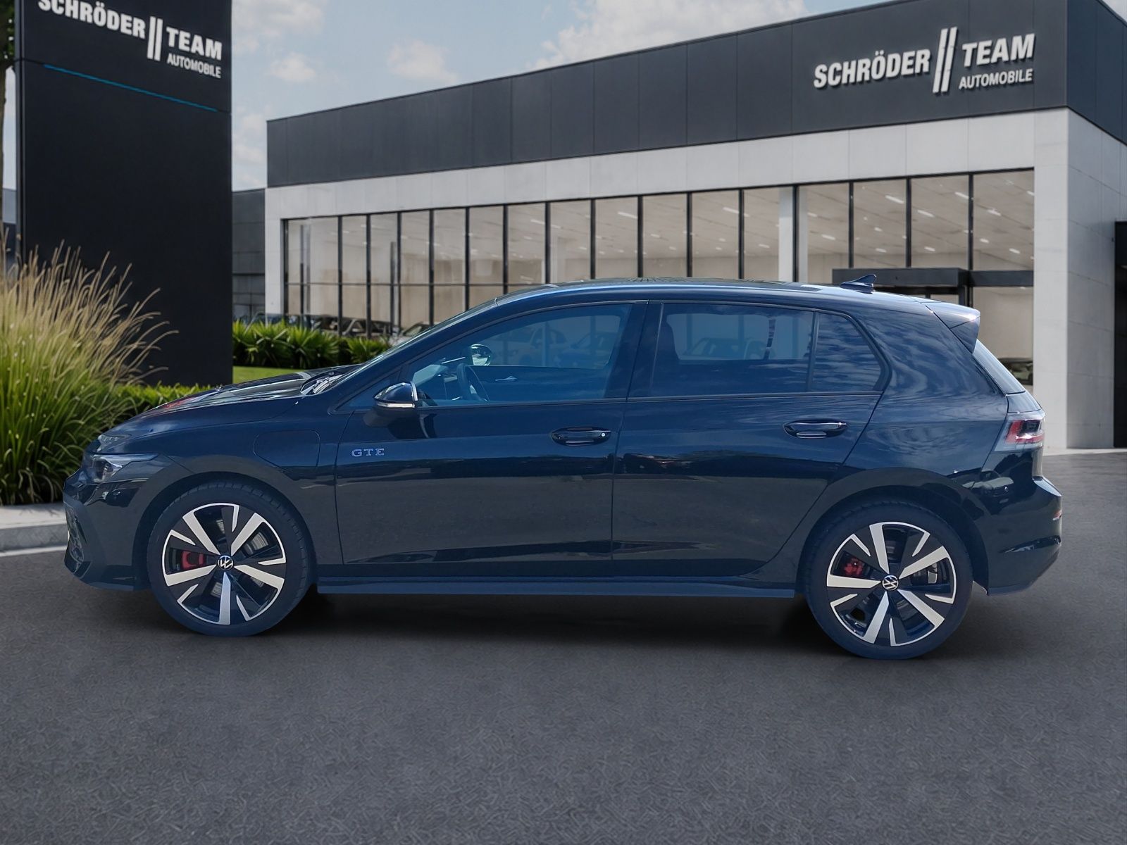 Volkswagen Golf VIII 1.5 l eHybrid TSI DSG GTE Black Style foto 2