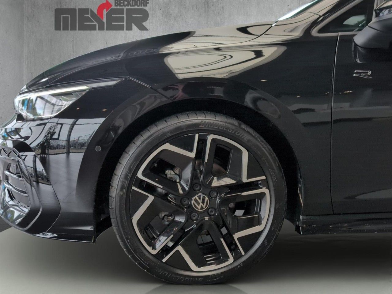 Golf Variant R-Line 1.5 eTSI DSG *Black Style*