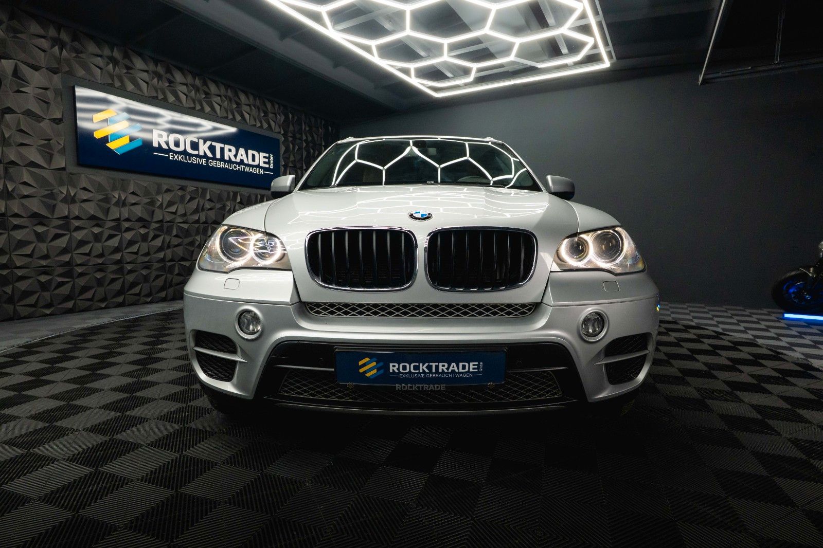 Fahrzeugabbildung BMW X5 xDrive 30d M Sport *TÜV NEU*Xenon*Facelift*