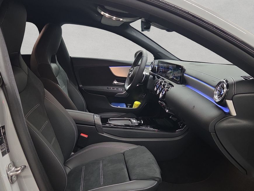 Mercedes-Benz CLA 200 d Shooting Brake AMG Special Edition Nig foto 18