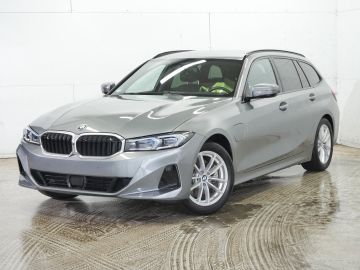 BMW Leasingangebot: BMW 330e xDrive Touring