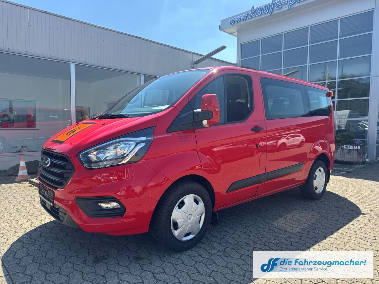 Fahrzeugabbildung Ford Transit Custom Tourneo 320 L1 Trend *4187 *EXPOR