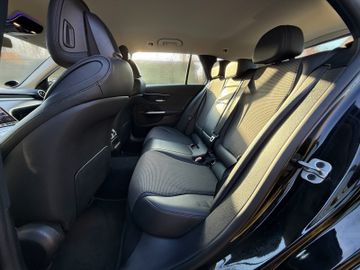 Mercedes C 220 - 12