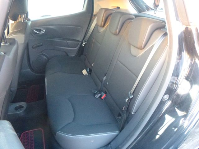 Fahrzeugabbildung Renault Clio IV Life >Navigation<