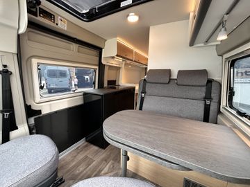 Sunlight Cliff X 640 RT Dieselheizung Digital Paket LED