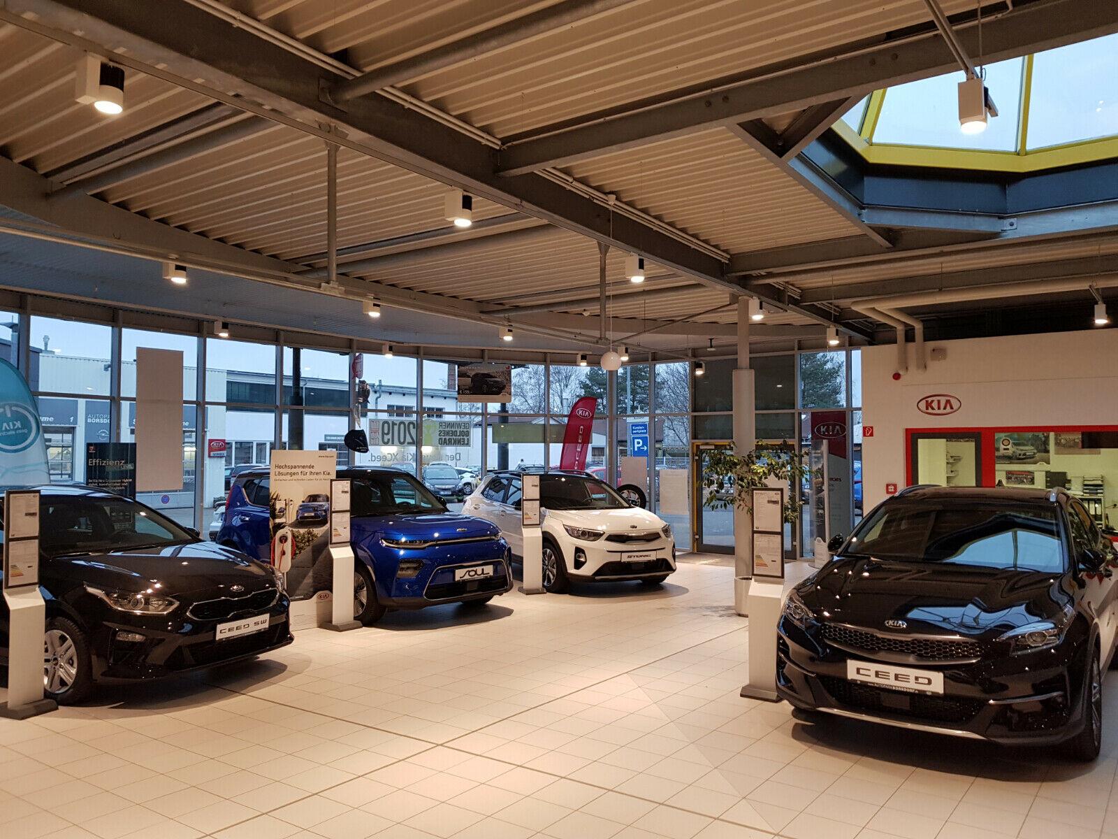 showroom-image-bottom