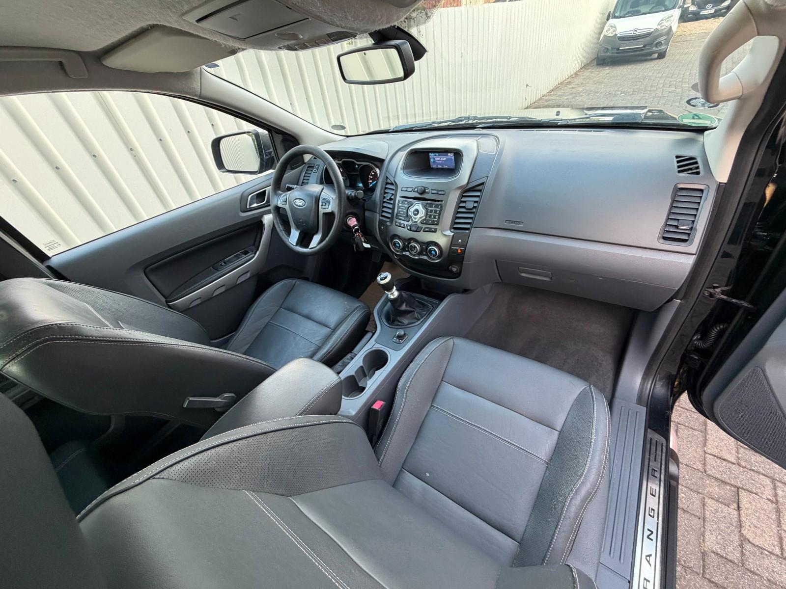 Ford Ranger Extracabine Limited édition  2.2 150ch - Cuir - Attelage - Vidange récente -