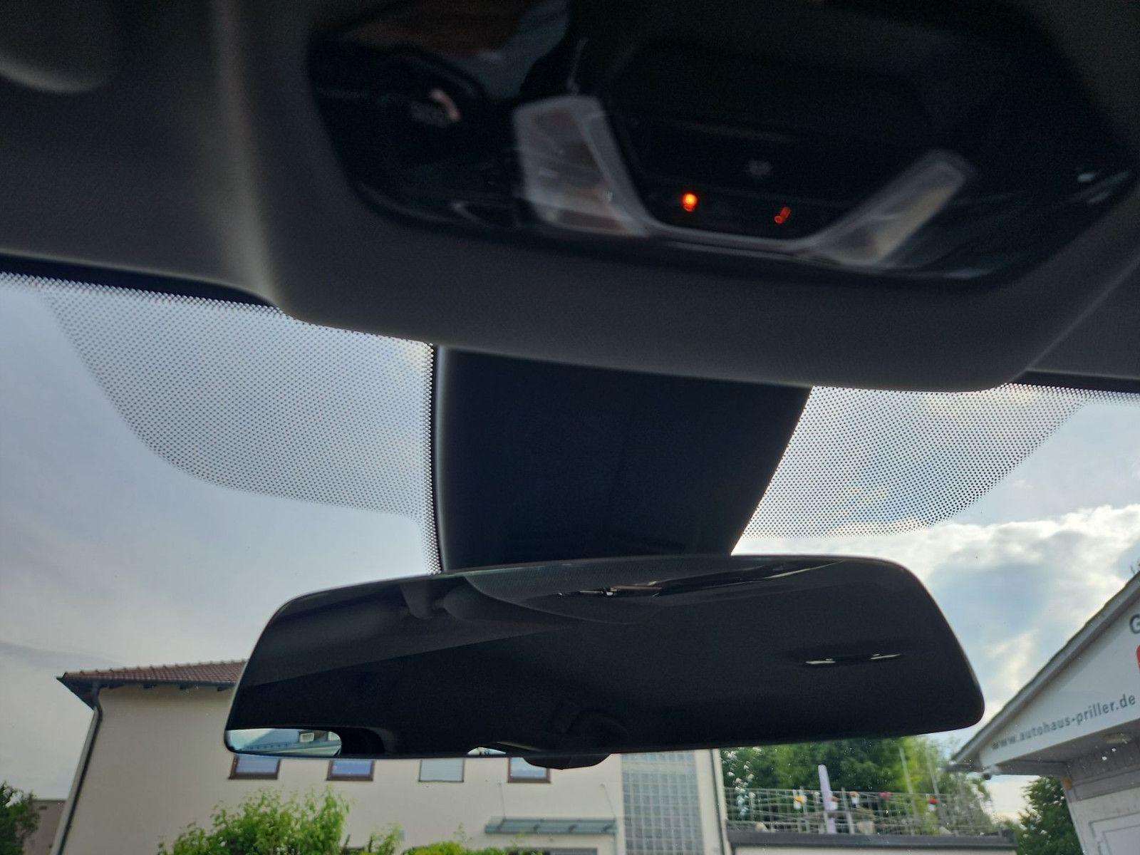 BMW 1 Series d Advantage/NAVI/LED/DAB/LiveCockpit, миниатюра 21