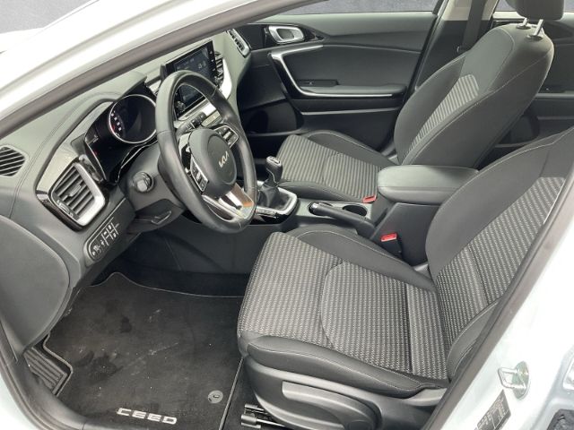 Fahrzeugabbildung Kia Ceed VISION 1.0 T-GDI *KOMFORT-PAKET*RÜCKFAHRKAM