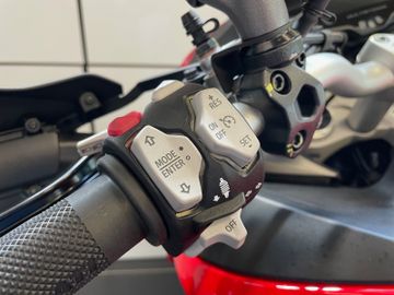 Ducati Multistrada V2S