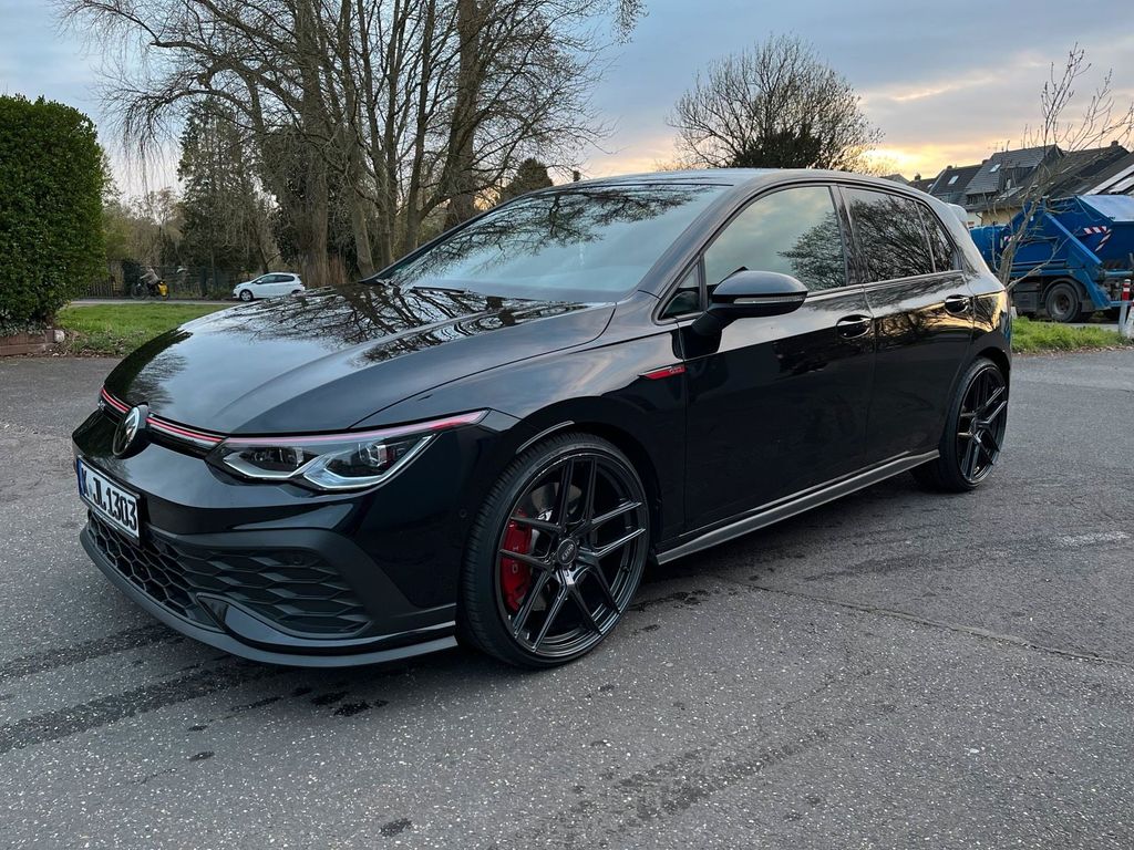 Image of Volkswagen Golf