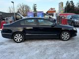 Volkswagen Passat Lim. Sportline TDI BlueMotion/Klima/AHK - Volkswagen Passat: Sportline