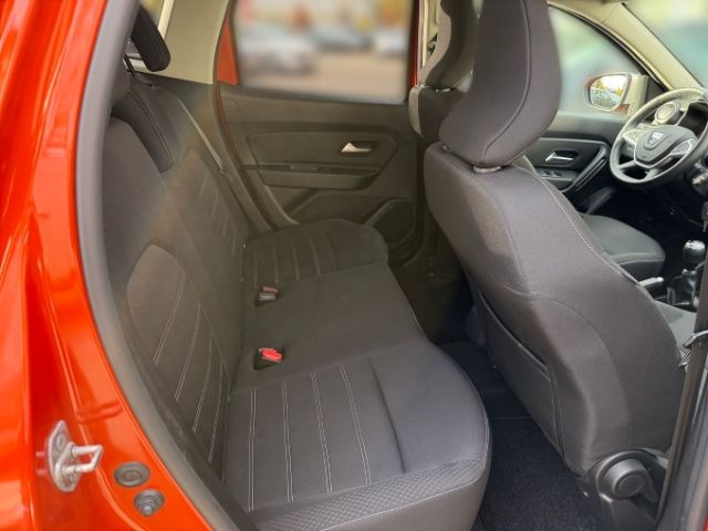 Fahrzeugabbildung Dacia Duster Comfort TCe 130 2WD +KLIMA+SHZ+PDC+CARPLA
