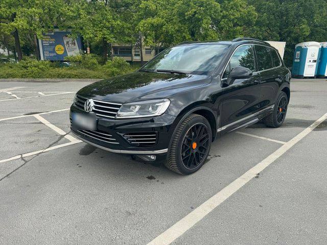 VW VW Touareg R-Line 3.0 TDI V6 262 PS - Voll...