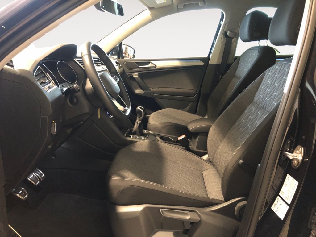 Fahrzeugabbildung Volkswagen Tiguan 1.5 TSI Life beheizbares Lenkrad Navi