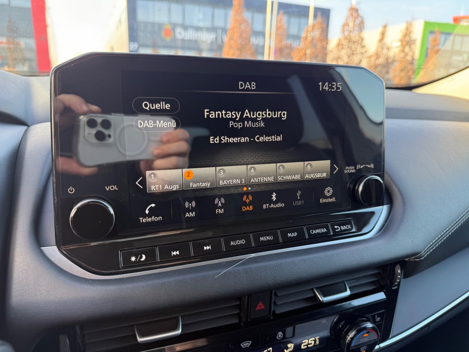 Fahrzeugabbildung Nissan Qashqai Acenta MHEV - Navi, Winter-Paket