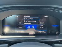 Volkswagen T-Roc 1.5 TSI OPF DSG R-Line NAV KAM BLACK3J GAR bei Autohaus Landmann & Maier OHG