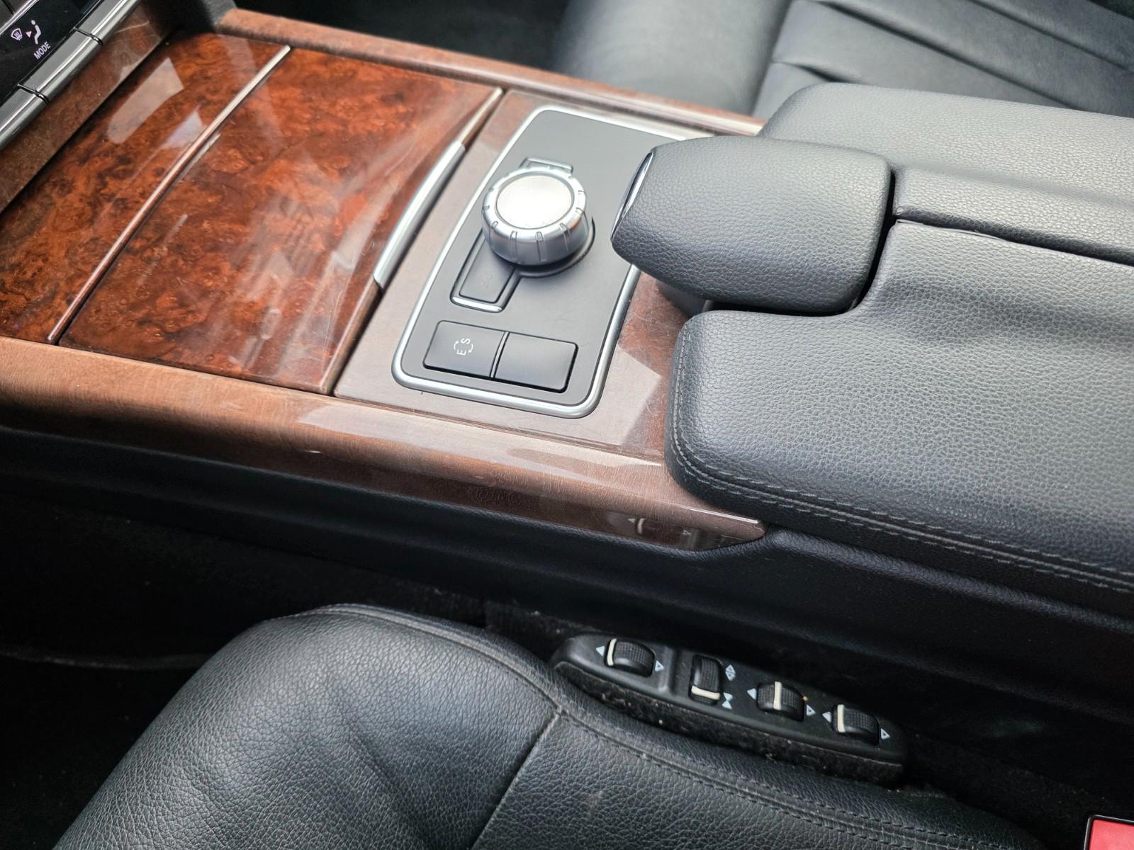 Mercedes-Benz E250 2012 — photo 18