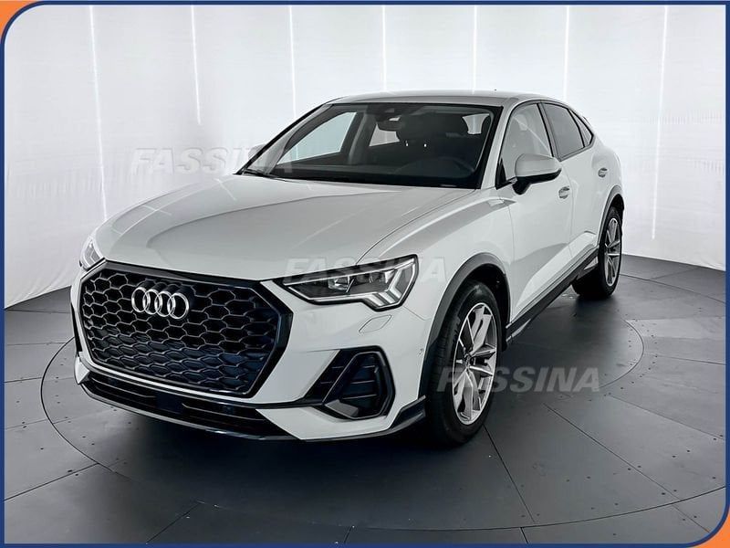 Audi Q3 Sportback 35 TFSI S tronic 150cv imagem 3