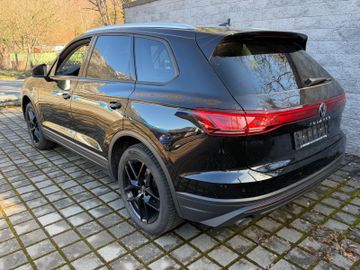 Volkswagen Touareg - 5