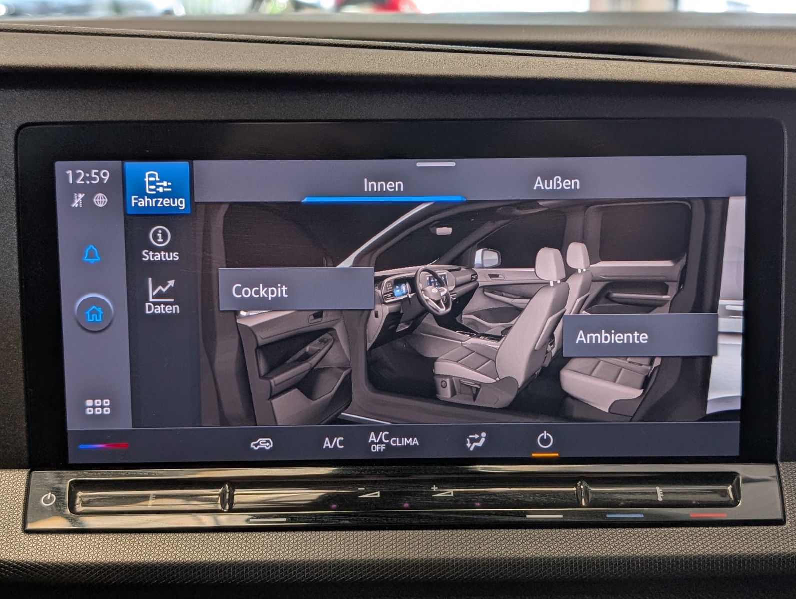 Fahrzeugabbildung Ford Tourneo Connect 2.0 Trend Tempo Navi Klima PDC