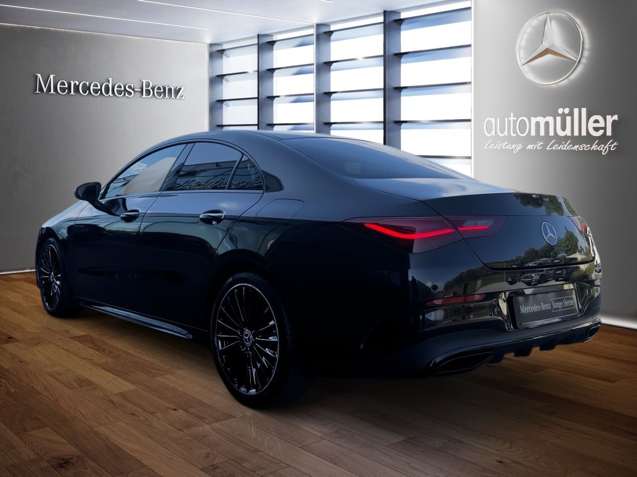 Fahrzeugabbildung Mercedes-Benz CLA 200 d Coupé AMG+AHK+DISTR+NIGHT+MULTIBEAM+
