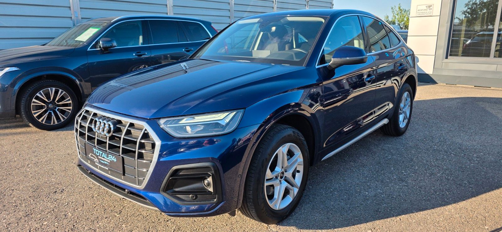 AUDI Q5 Sportback 40TDI/Navi/LED/Cockpit/Kam360°/1Han