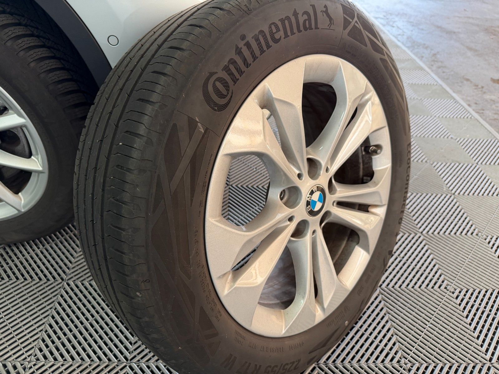 BMW X1 xDrive 25 e Advantage Hybrid 8xRäder TÜV9-27 foto 8