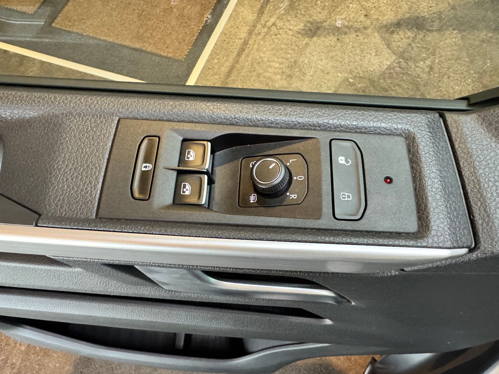 Volkswagen T6.1 California Beach Edition VR ACC LED DSG foto 16