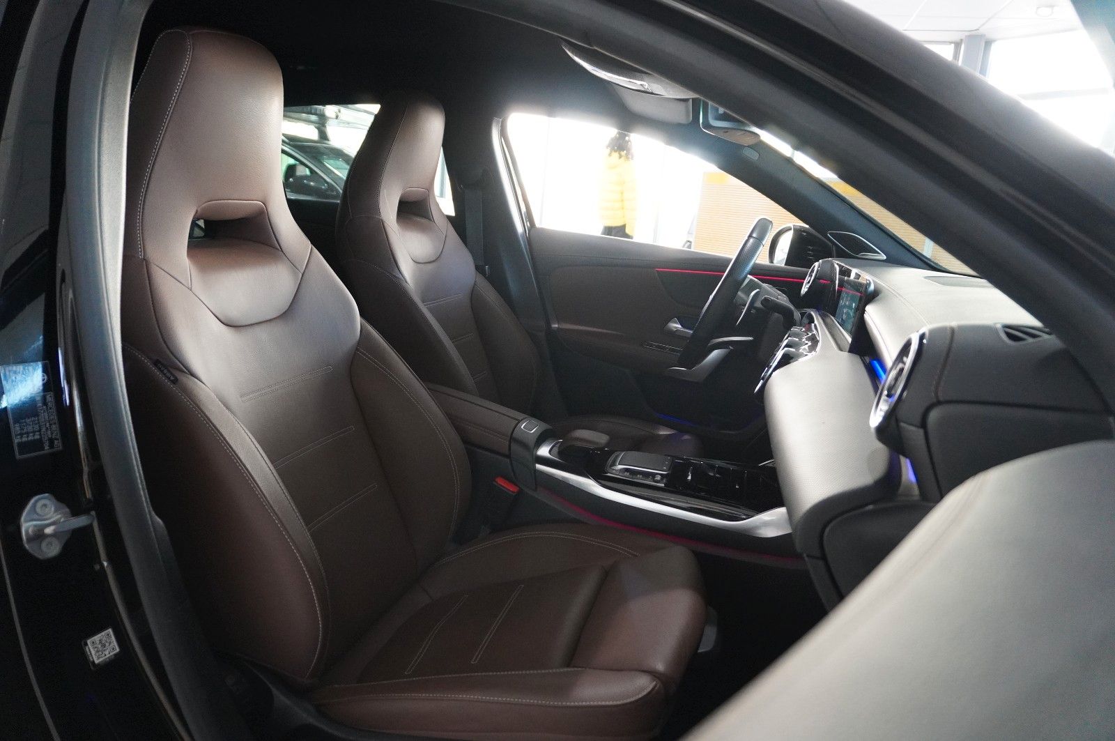Fahrzeugabbildung Mercedes-Benz A 45 AMG 4MATIC 8G-DCT NAVI/LED/KAMERA/BURM./DAB