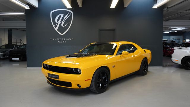 Dodge Challenger R/T Shaker Plus 5.7L HEMI V8 Package