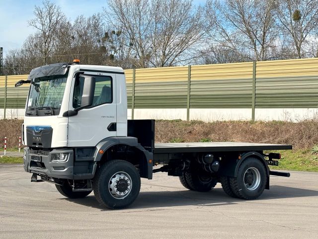 MAN TGM 18.320 4x4 Euro 6e Plato