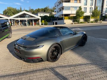 Porsche 992 - 7