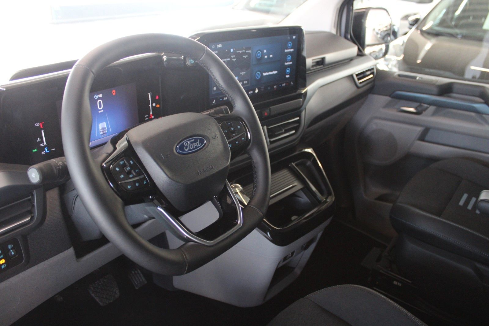 Fahrzeugabbildung Ford NUGGET L1 Active ALLRAD + Aufstelldach SOFORT