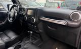 Jeep Wrangler D 4x4 SAHARA*Leder*NAVi*AHK - gebrauchte Jeep Wrangler aus dem Jahr 2011