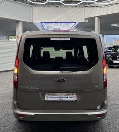 Ford Grand Tourneo - 7