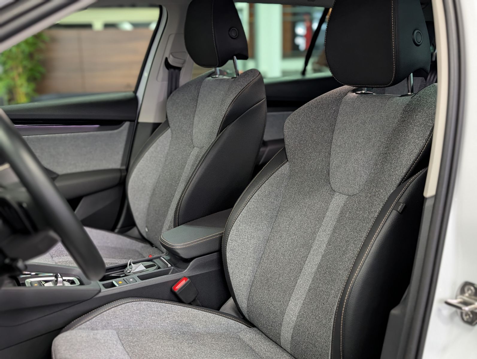 Fahrzeugabbildung SKODA Octavia 1.5 TSI mHEV Style ACC AHK 5J.-Garantie