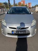 Toyota Prius 1.8-l-VVT-i - - Toyota Prius mit Benzin-Antrieb