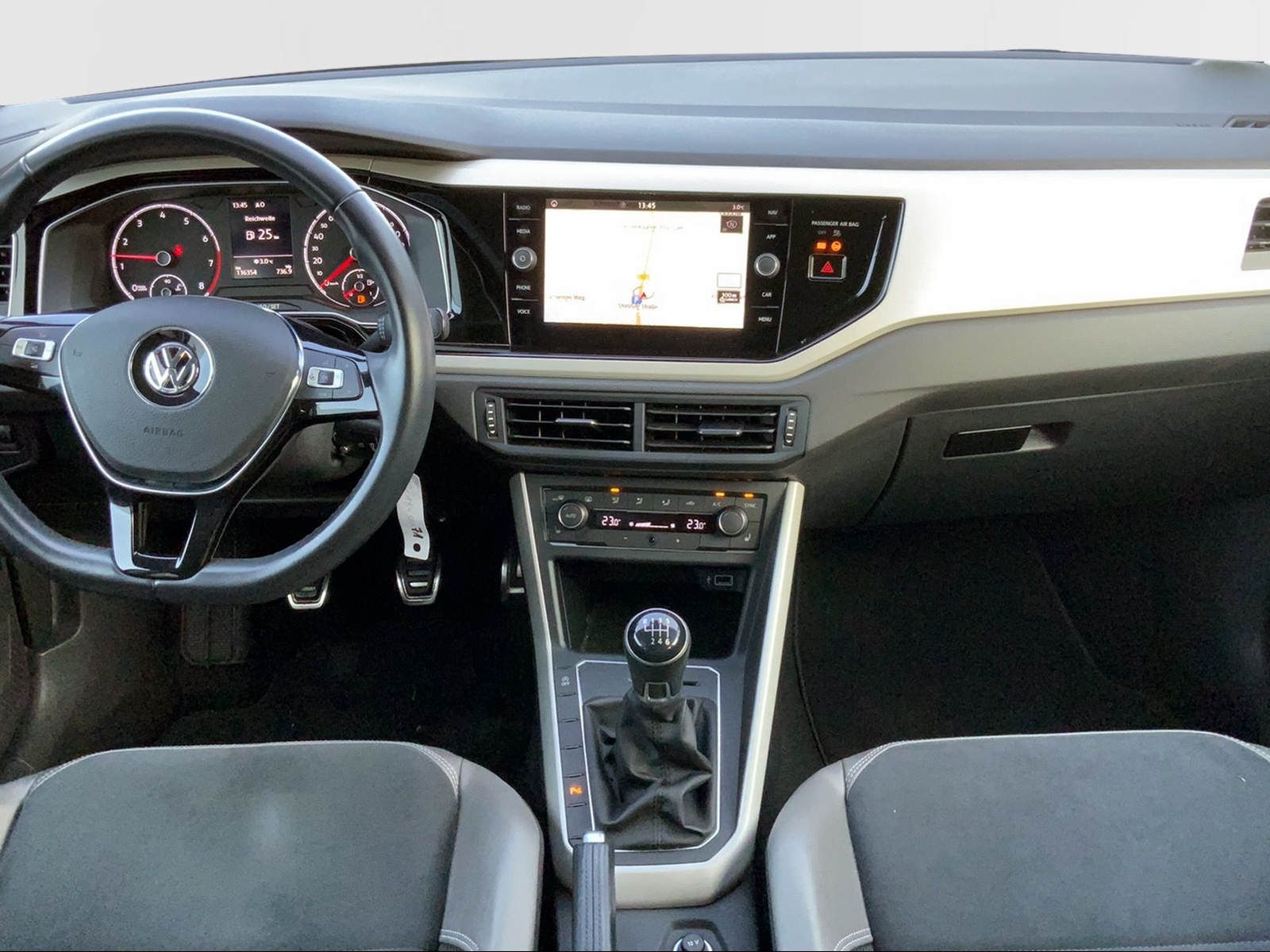 Polo 1.0 TSI Highline NAV,SHZ,RFK