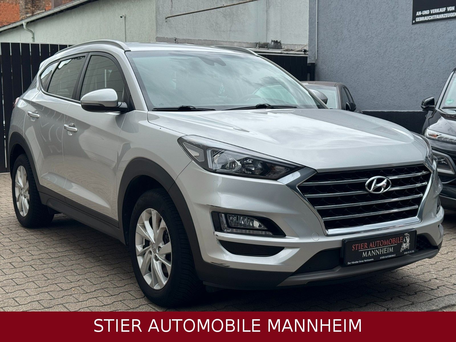 Hyundai Tucson 1.6 Trend*AUTOMATIK*NAVI*KLIMA*94TKM*EU6