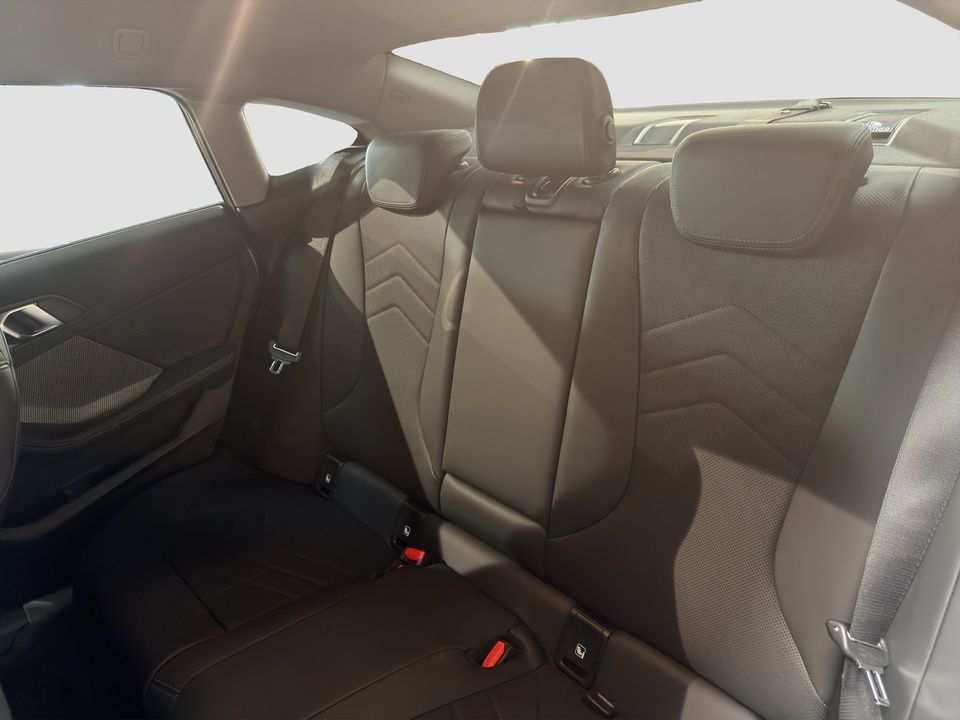 BMW 216 Gran Coupé - Bild 14