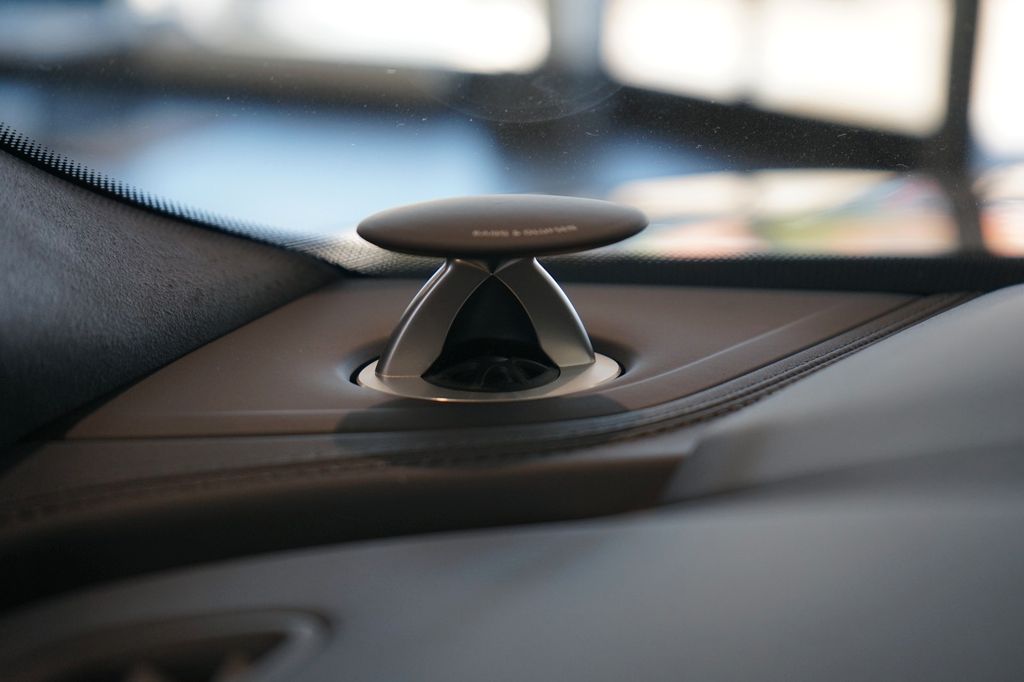 AUDI RSQ8 performance | B&O Advanced | Carbon | 305 AUDI RSQ8 performance | B&O Advanced | Carbon | 305
