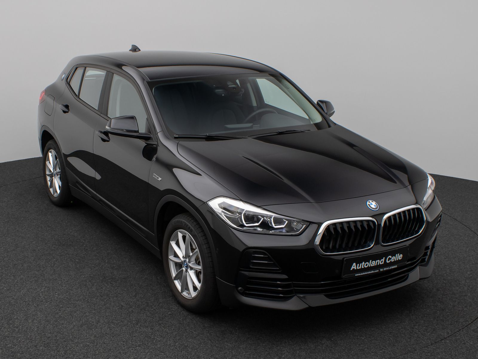 Fahrzeugabbildung BMW X2 xD25e Kamera DAB Lordos Geschwindigkeitsreg