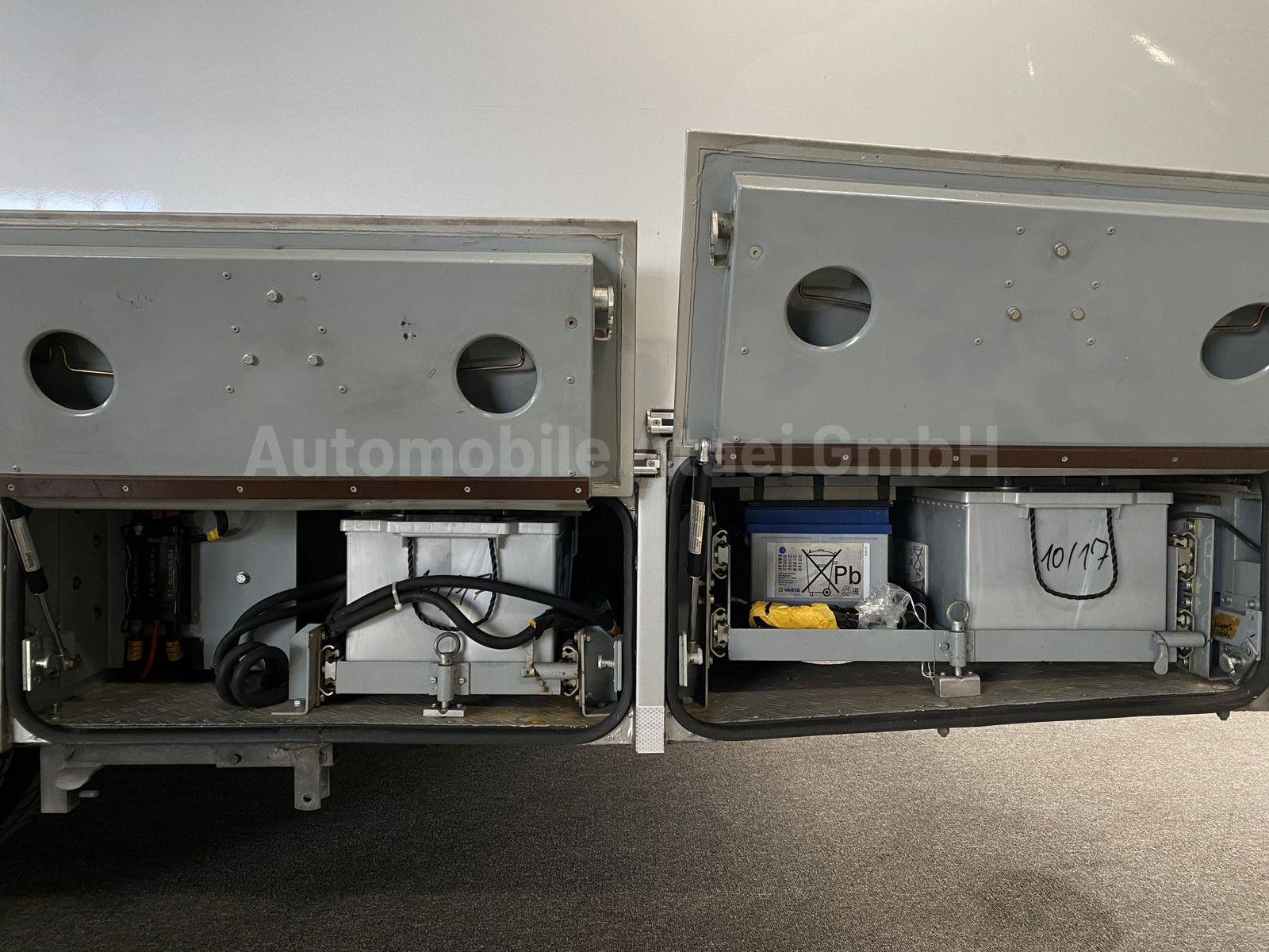 Fahrzeugabbildung Mercedes-Benz T2 711D *Behörde/ Camper* ORIGINAL 27.050 KM