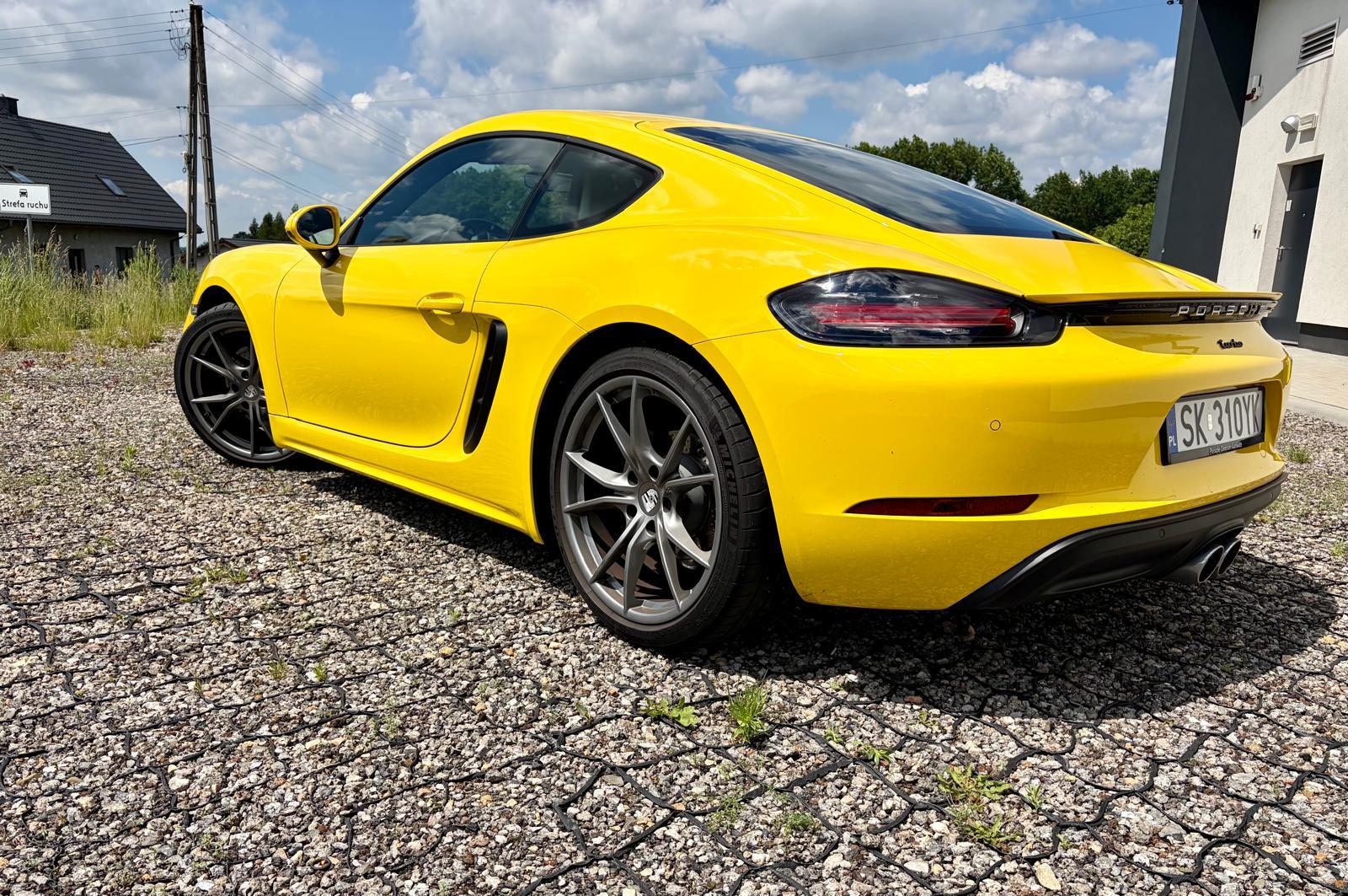 Porsche Cayman