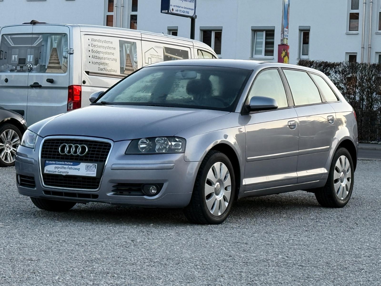 Audi A3 Sportback 1.6 FSI Attraction