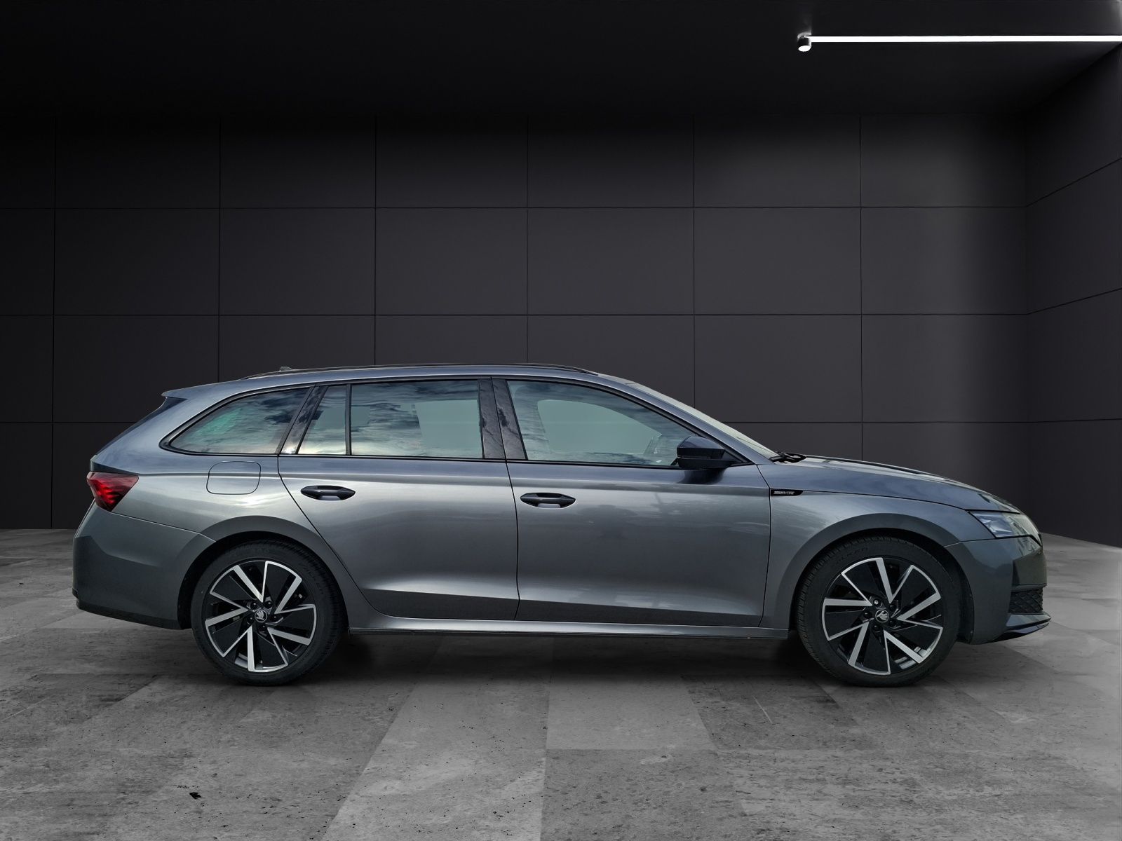 Fahrzeugabbildung SKODA Octavia Combi TDI Sportline DSG Matrix Navi HUD