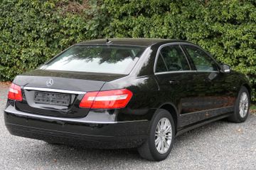 Mercedes E 220 - 9