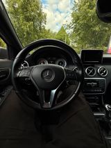 Mercedes-Benz A200 w176 (2015) pano - Mercedes-Benz: W201