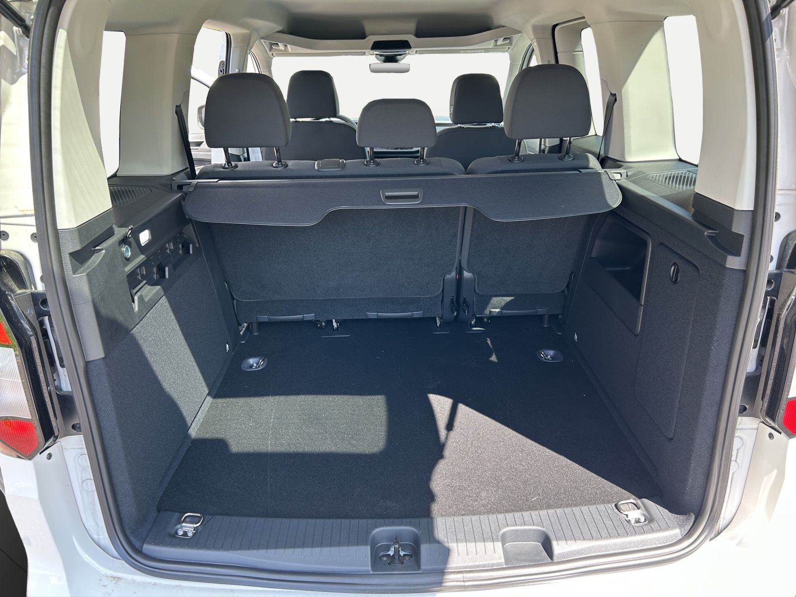 Volkswagen Caddy - Bild 9